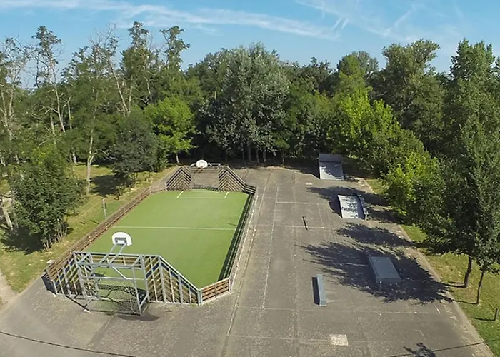 Maison Belizo, Familiale ,calme Et Reposante. * Vernet